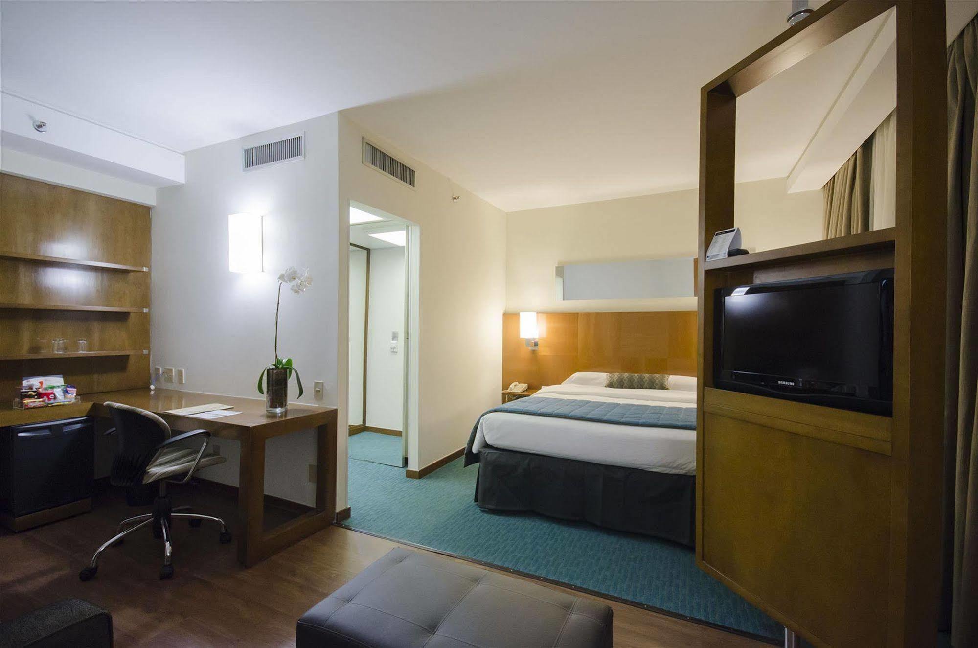 Estanplaza Berrini Hotel Sao Paulo Bagian luar foto